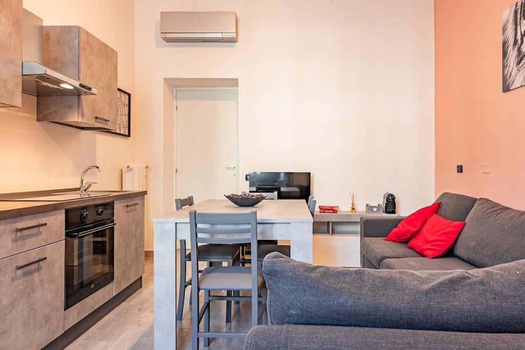 Guest Planet - Modern Flat Centrale M2 Milano Ngoại thất bức ảnh