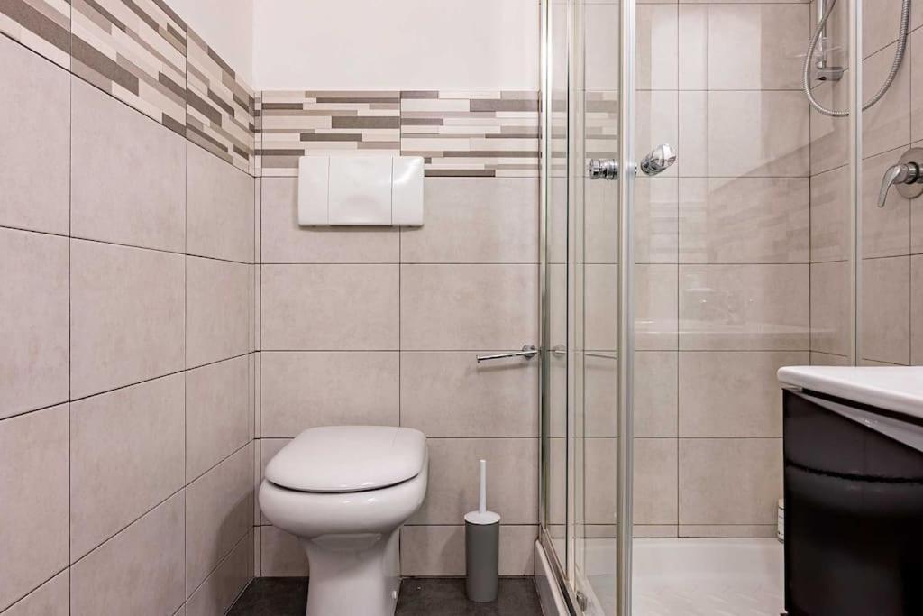 Guest Planet - Modern Flat Centrale M2 Milano Ngoại thất bức ảnh