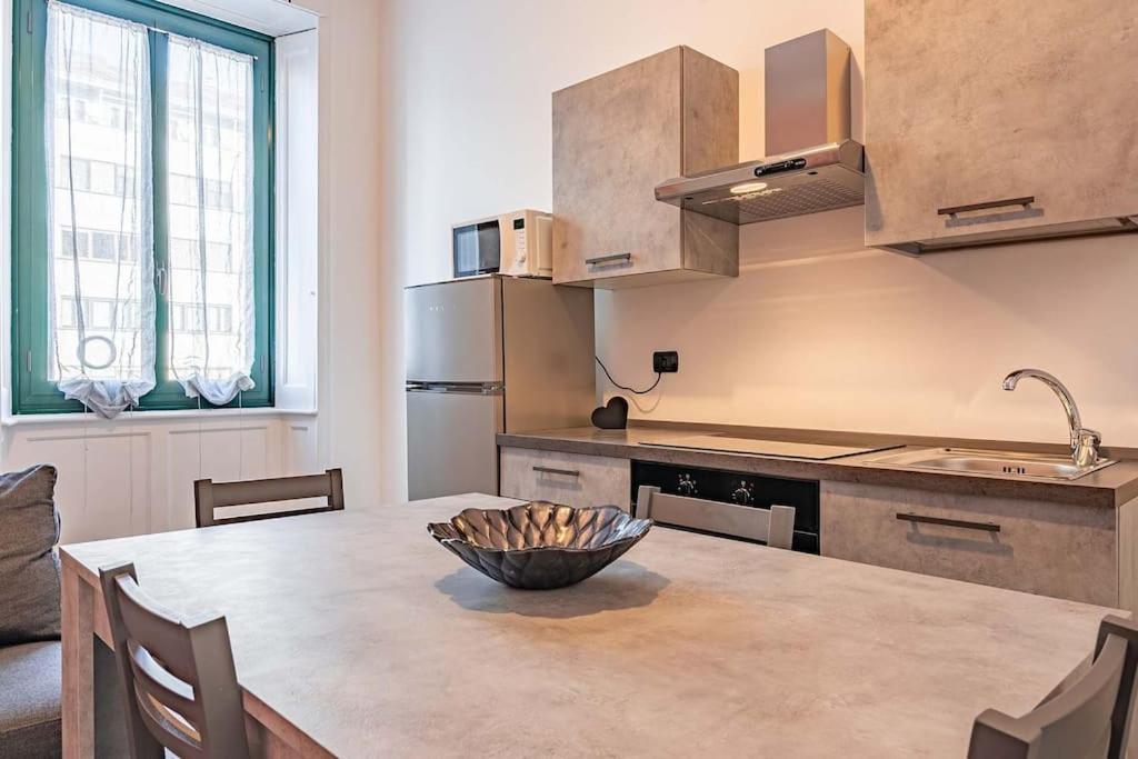 Guest Planet - Modern Flat Centrale M2 Milano Ngoại thất bức ảnh